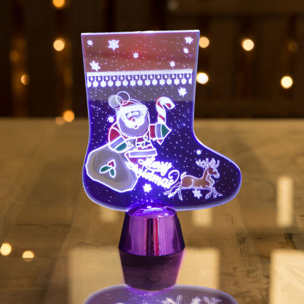 Lila csizma alakú karácsonyi asztali LED dekor