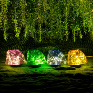 Kavics alakú színes napelemes lámpa - 11768B